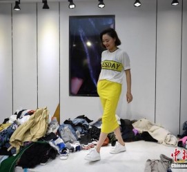 博罗兼职模特试衣服(兼职做试衣模特好吗)