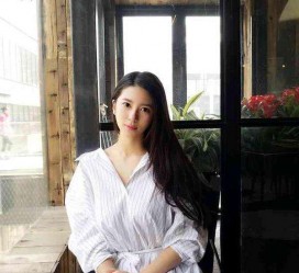 博罗女友兼职模特的小说(女友兼职模特的小说保举)