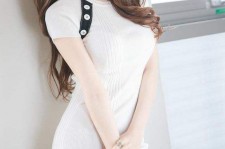 博罗女模特(女模特不顾母亲阻拦寻生父)