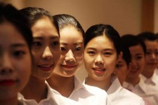 博罗私人伴游招聘 度假区万元月薪招“泳装伴游”