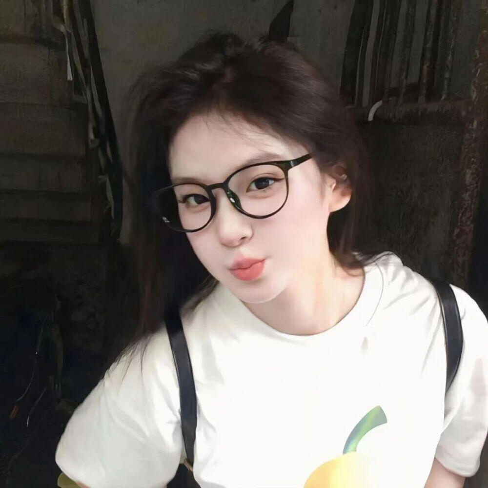 博罗伴游女生桃桃的资料